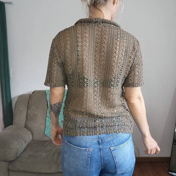 Green Open Knit Button Down Top Size Medium - Picture 5 of 5